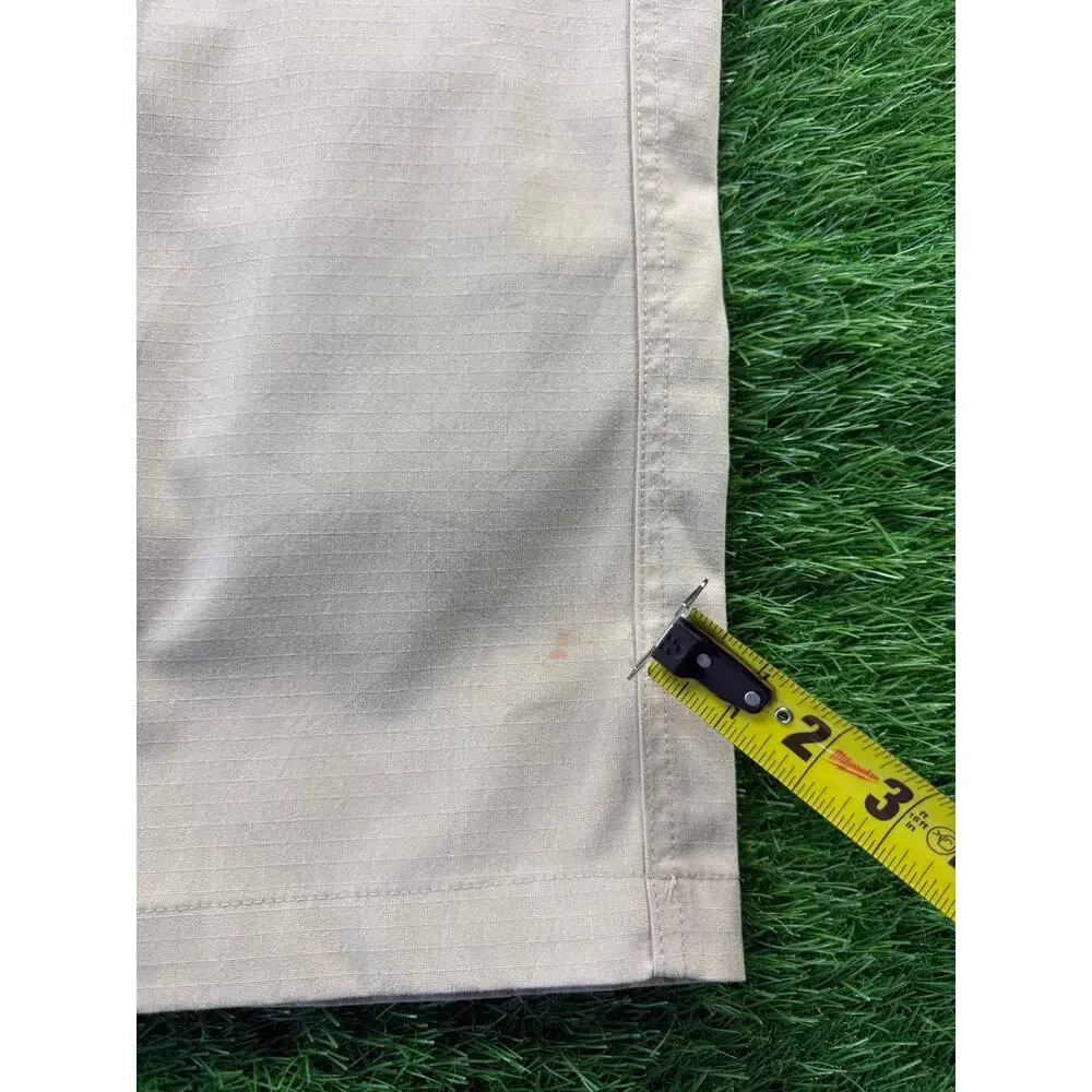 Under Armour Mens Pants 34x30 Tan Khaki Loose Fit Performance Athletic Golf